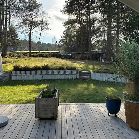 Summer House On Natural Plot With Three Terraces Сasa de vacaciones *